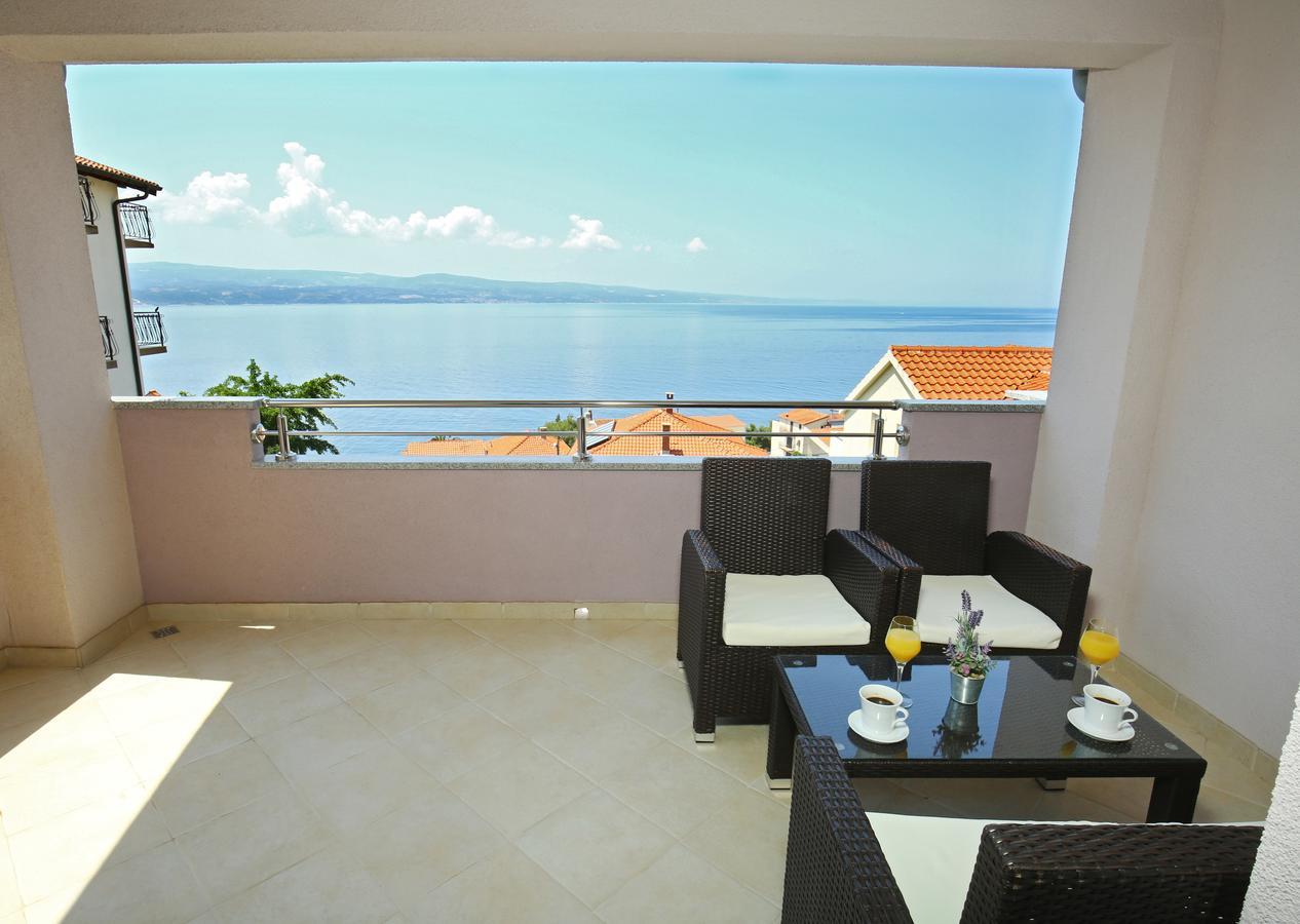 Apartments Nemira Exclusive Omiš Eksteriør billede